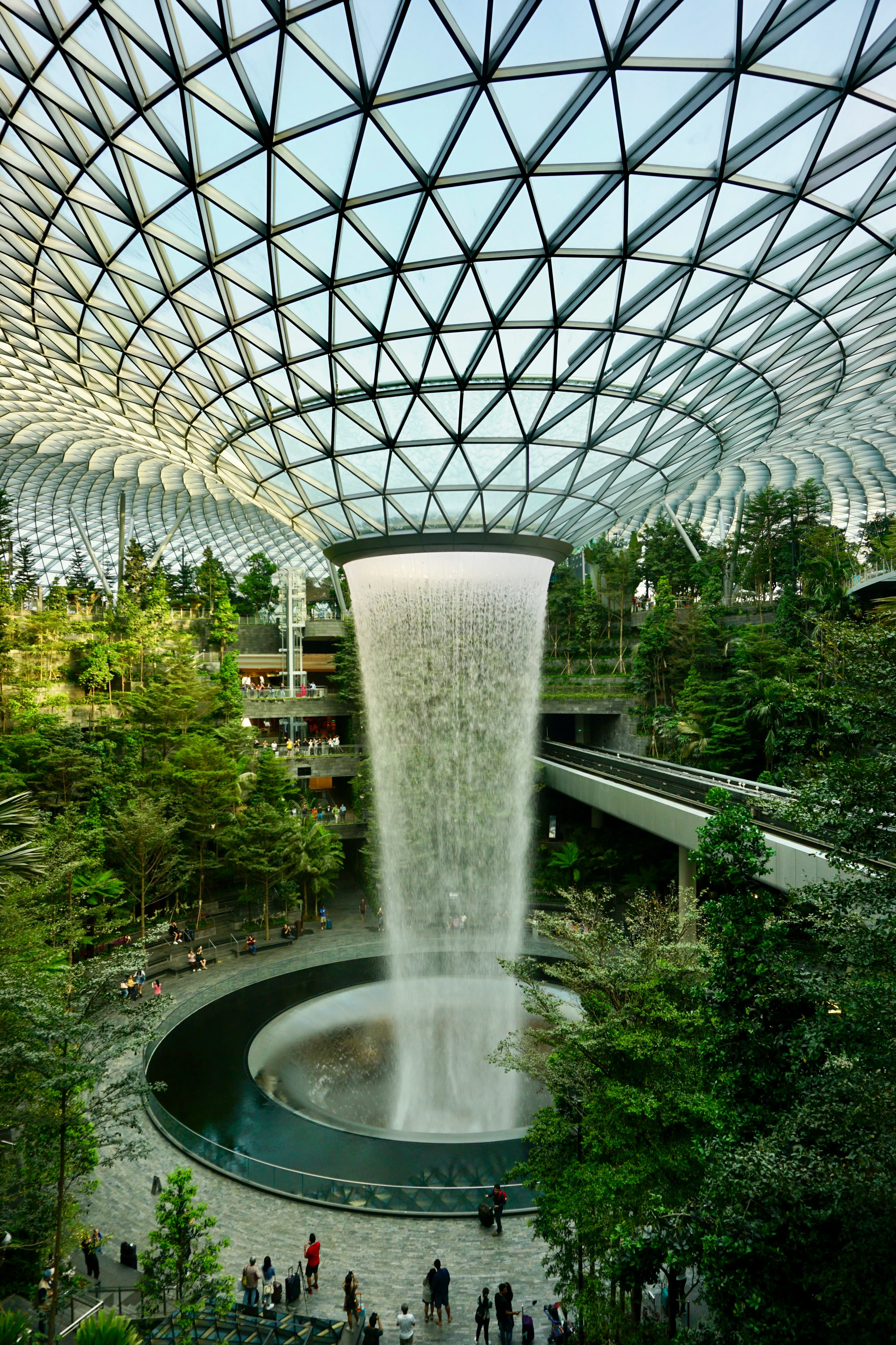 Havalimanı, Singapur. Görsel kaynak:Photo by Lahiru Senadheera on Unsplash