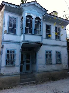 Taraklı evleri. Görsel kaynak: Pinatolia